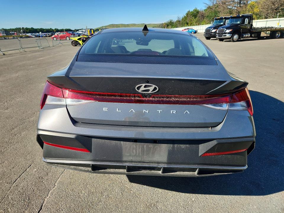 2024 Hyundai Elantra მანქანა იყიდება აუქციონზე, vin: KMHLM4DG3RU813723, აუქციონის ნომერი: 69721976