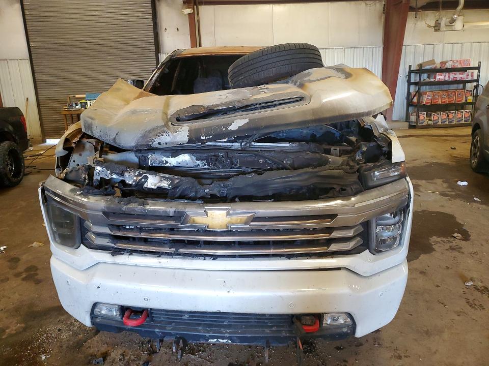66009106 :رقم المزاد ، 1GC4YVEY7MF221751 vin ، 2021 Chevrolet Silverado مزاد بيع