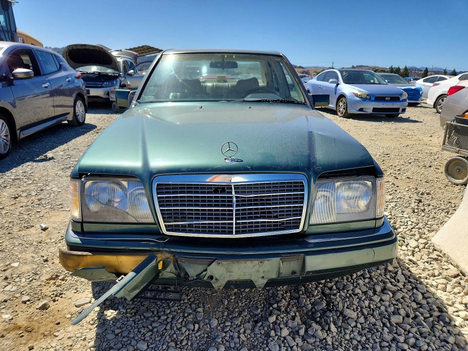 Продажа на аукционе авто 1995 Mercedes-benz E, vin: WDBEB31E0SC268106, номер лота: 69001716