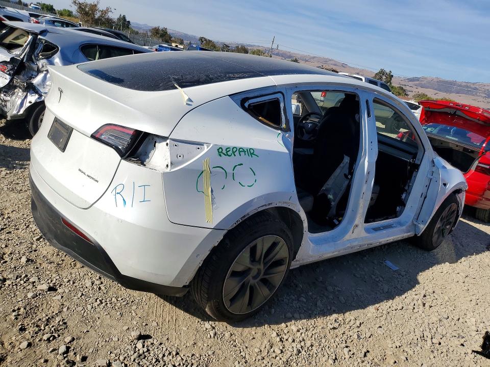 2022 Tesla Model Y მანქანა იყიდება აუქციონზე, vin: 7SAYGDEE8NF434026, აუქციონის ნომერი: 68252346