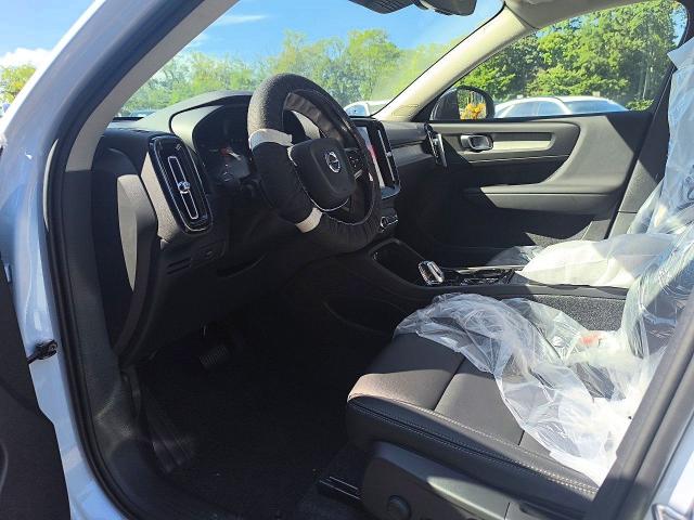 67752336 :رقم المزاد ، YV4L12UC7T2820415 vin ، 2026 Volvo Xc40 مزاد بيع