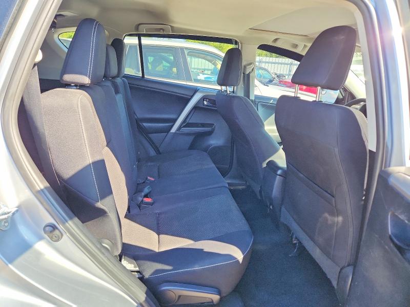 Продаж на аукціоні авто 2017 Toyota Rav4, vin: 2T3RFREV5HW638718, номер лоту: 67436966
