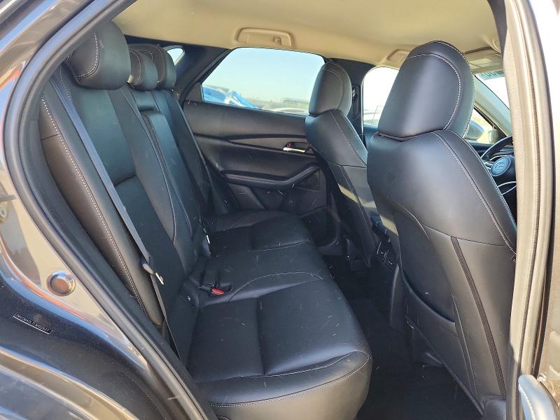 71153036 :رقم المزاد ، 3MVDMADL7LM102637 vin ، 2020 Mazda Cx-30 مزاد بيع