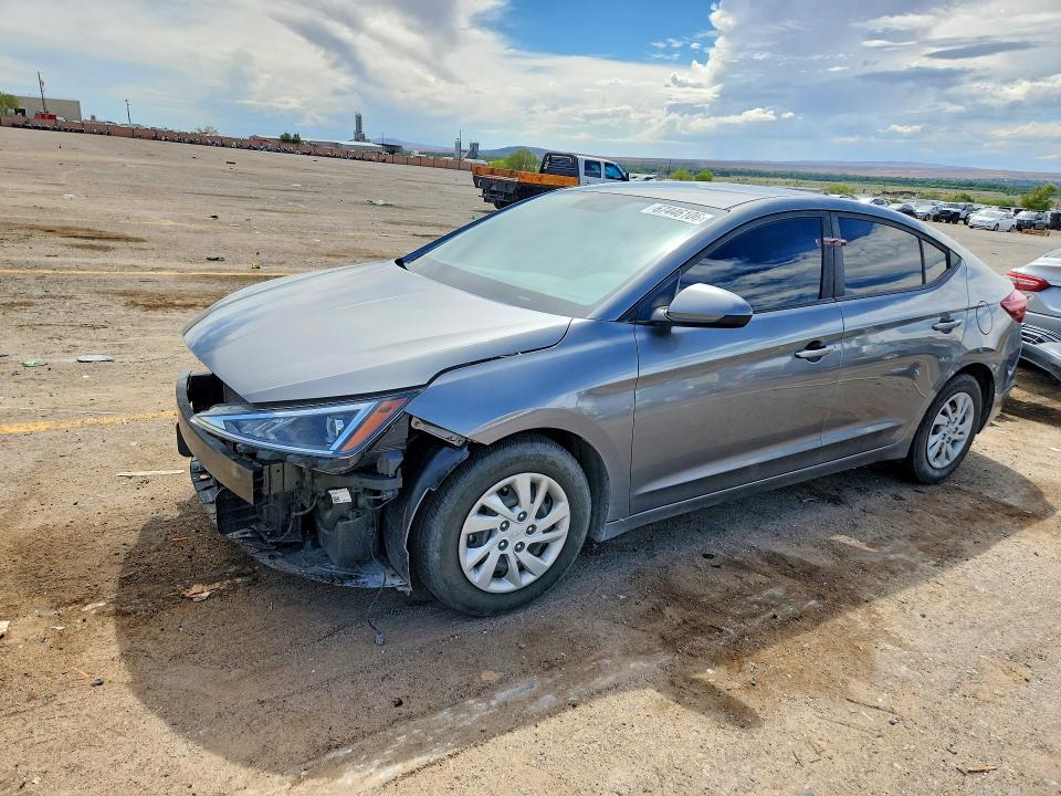 67446106 :رقم المزاد ، 5NPD74LF1KH490054 vin ، 2019 Hyundai Elantra مزاد بيع