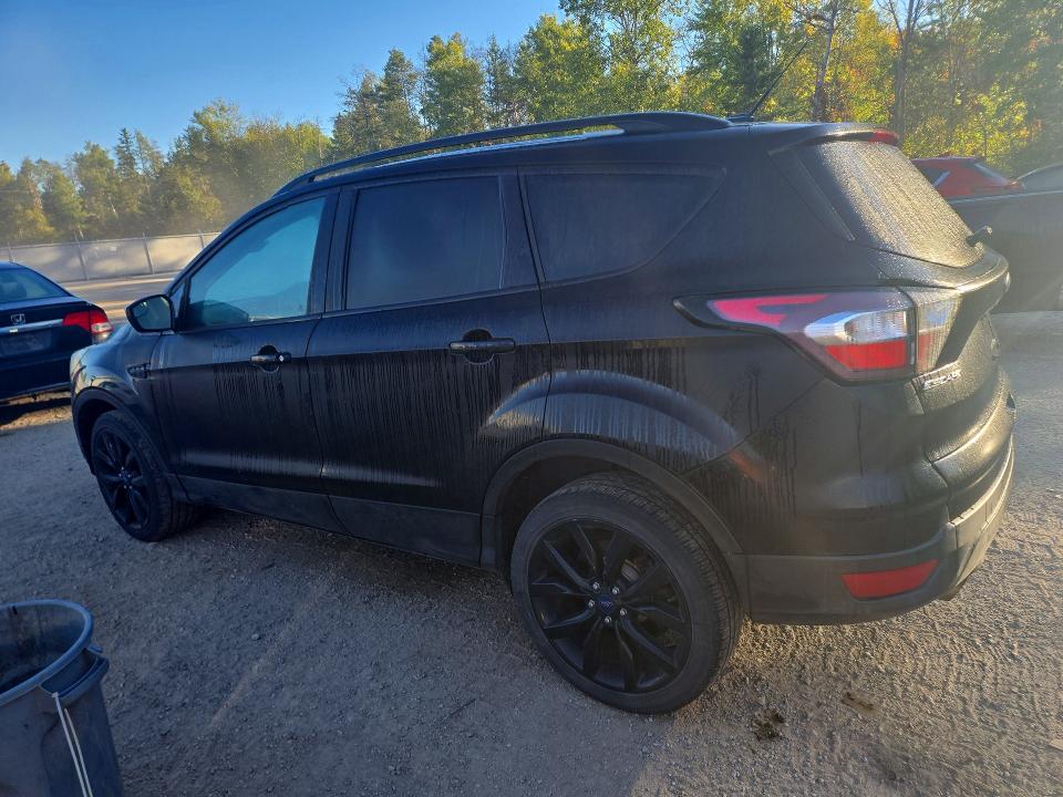 70364716 :رقم المزاد ، 1FMCU9GD9HUD63072 vin ، 2017 Ford Escape مزاد بيع