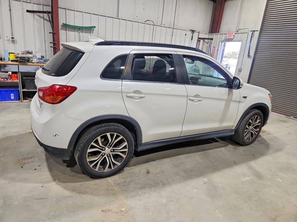 68618286 :رقم المزاد ، JA4AR4AW4HZ027613 vin ، 2017 Mitsubishi Outlander Sport مزاد بيع