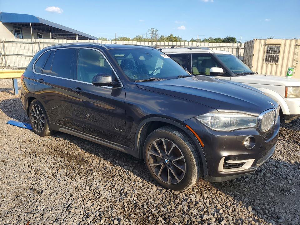 68721466 :رقم المزاد ، 5UXKR6C59H0J83823         vin ، 2017 Bmw X5 مزاد بيع