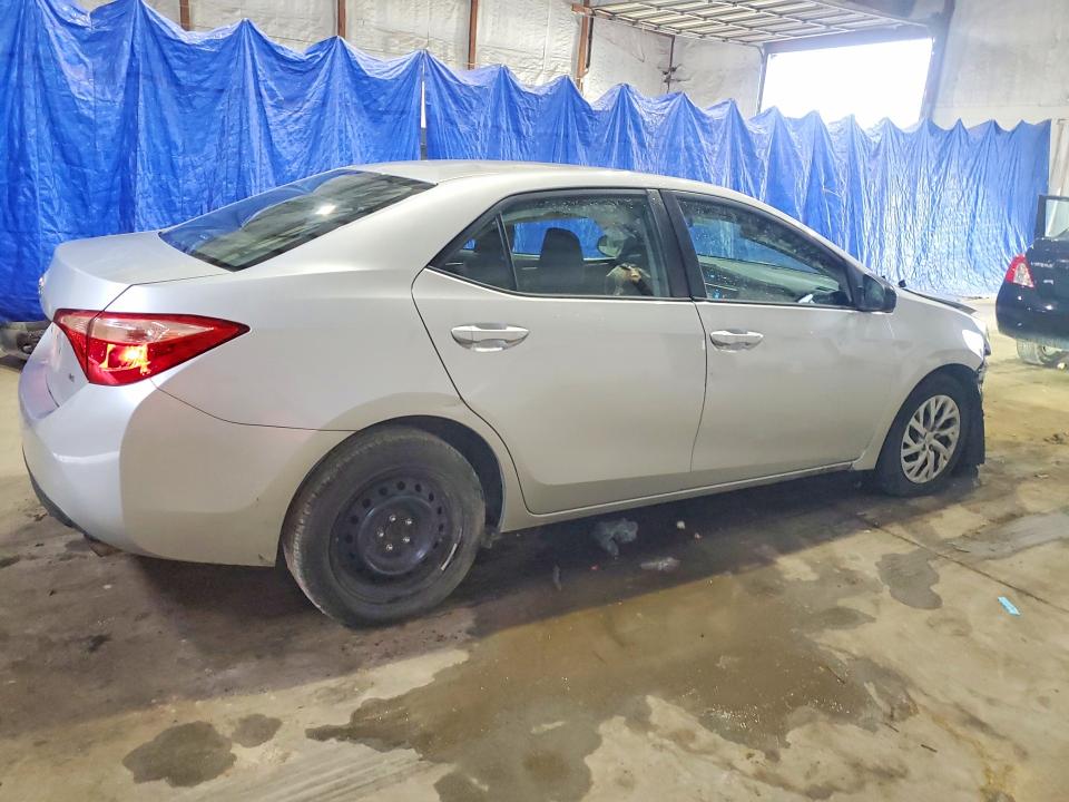 Продаж на аукціоні авто 2018 Toyota Corolla, vin: 2T1BURHE0JC071272, номер лоту: 68637826