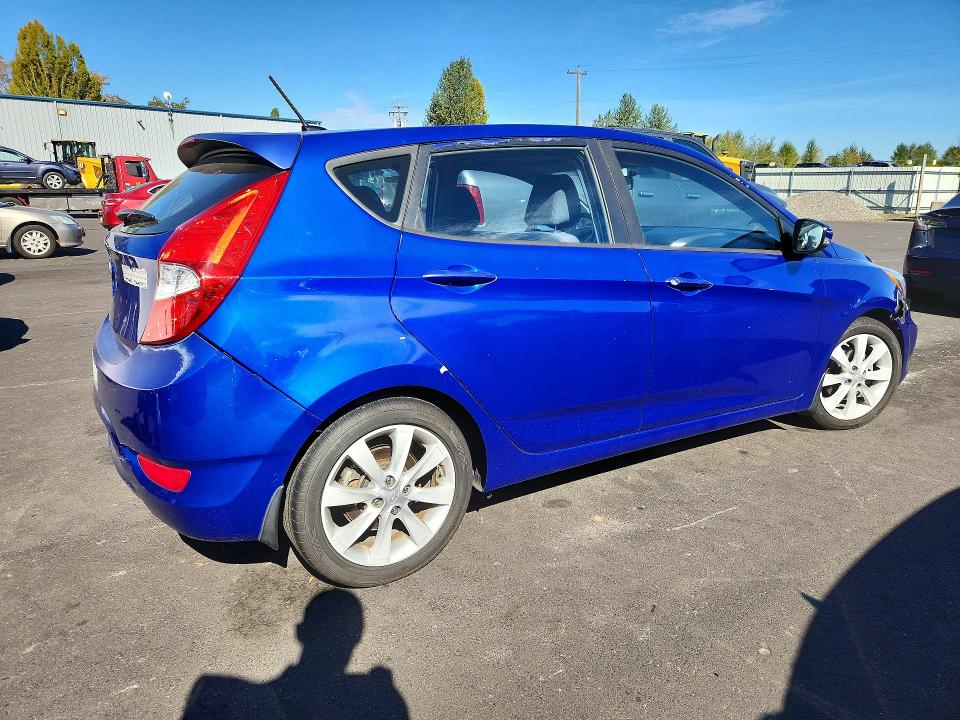 Продаж на аукціоні авто 2013 Hyundai Accent, vin: KMHCU5AEXDU111609, номер лоту: 70947026