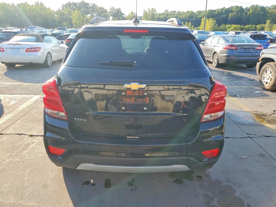 2021 Chevrolet Trax მანქანა იყიდება აუქციონზე, vin: KL7CJLSB6MB335216, აუქციონის ნომერი: 69774416