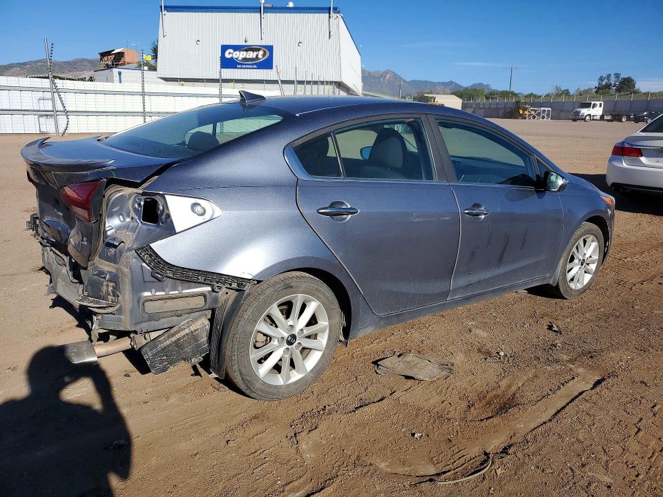 67254126 :رقم المزاد ، 3KPFL4A73HE140437 vin ، 2017 Kia Forte مزاد بيع