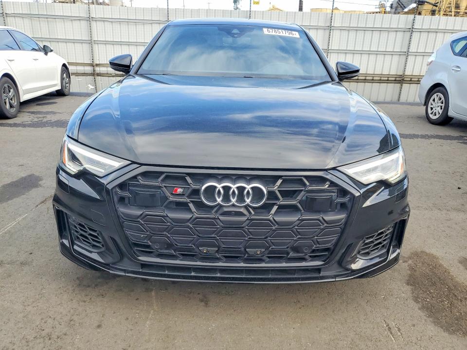 Продажа на аукционе авто 2025 Audi S6, vin: WAUEFBF21SN038591, номер лота: 67851796