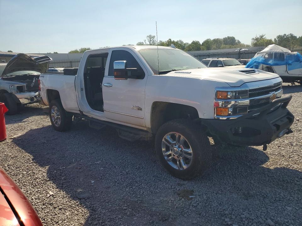 Продаж на аукціоні авто 2018 Chevrolet Silverado, vin: 1GC1KXEY2JF277401, номер лоту: 68779126