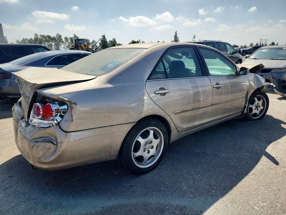 Продаж на аукціоні авто 2005 Toyota Camry, vin: 4T1BE32K15U526921, номер лоту: 68106456