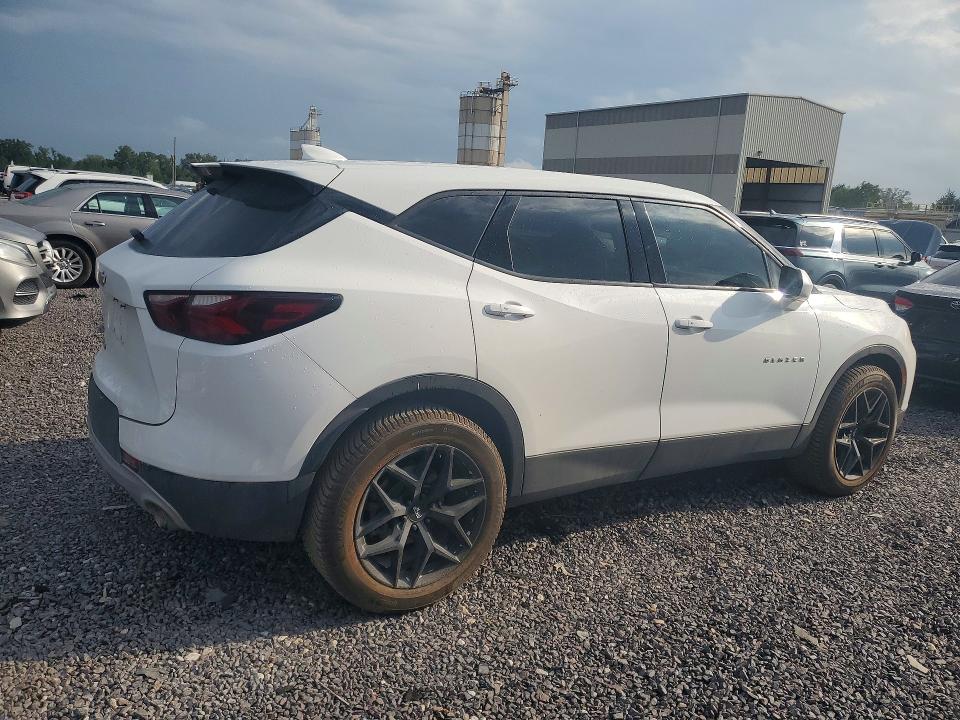 2021 Chevrolet Blazer მანქანა იყიდება აუქციონზე, vin: 3GNKBHRS1MS586977, აუქციონის ნომერი: 67886916