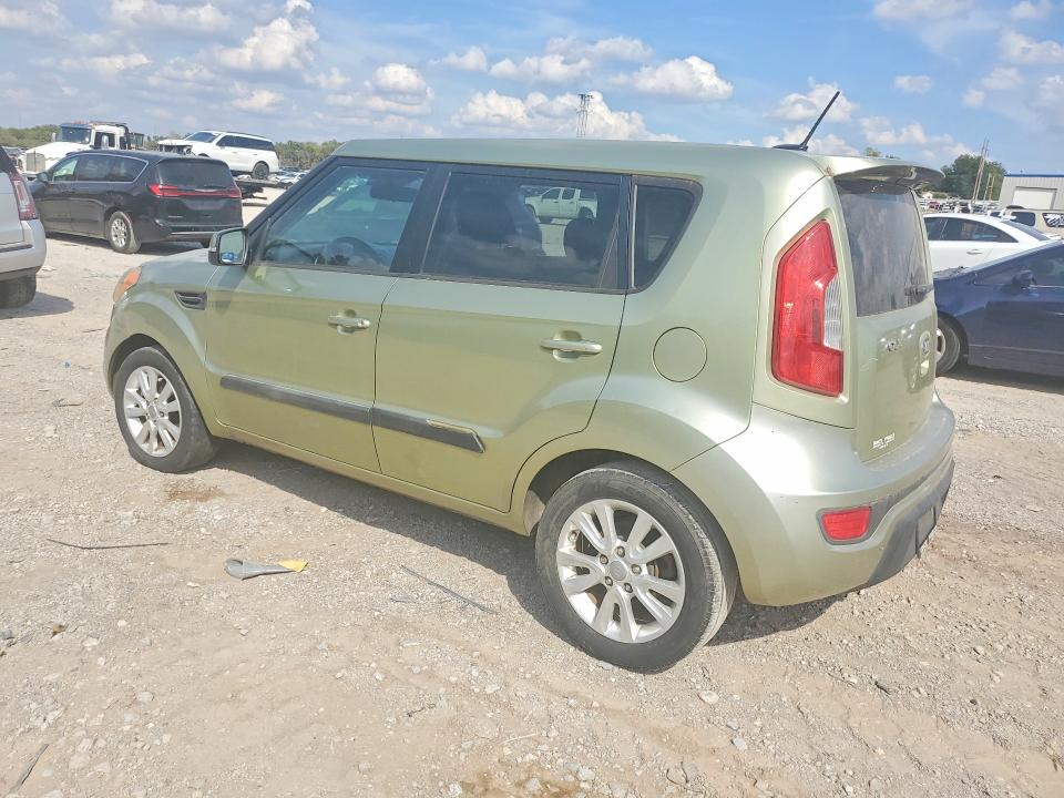 2013 Kia Soul მანქანა იყიდება აუქციონზე, vin: KNDJT2A6XD7591638, აუქციონის ნომერი: 70312026