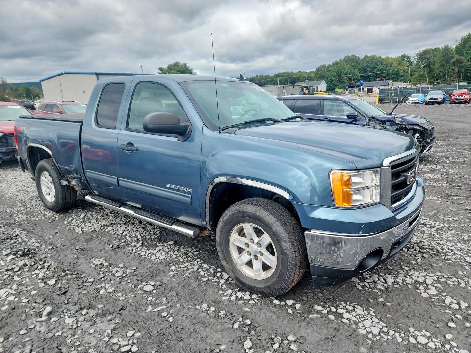 70036666 :رقم المزاد ، 1GTR2VE32BZ289320 vin ، 2011 Gmc Sierra مزاد بيع