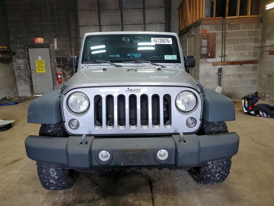 68135076 :رقم المزاد ، 1C4AJWAG4EL192710 vin ، 2014 Jeep Wrangler مزاد بيع