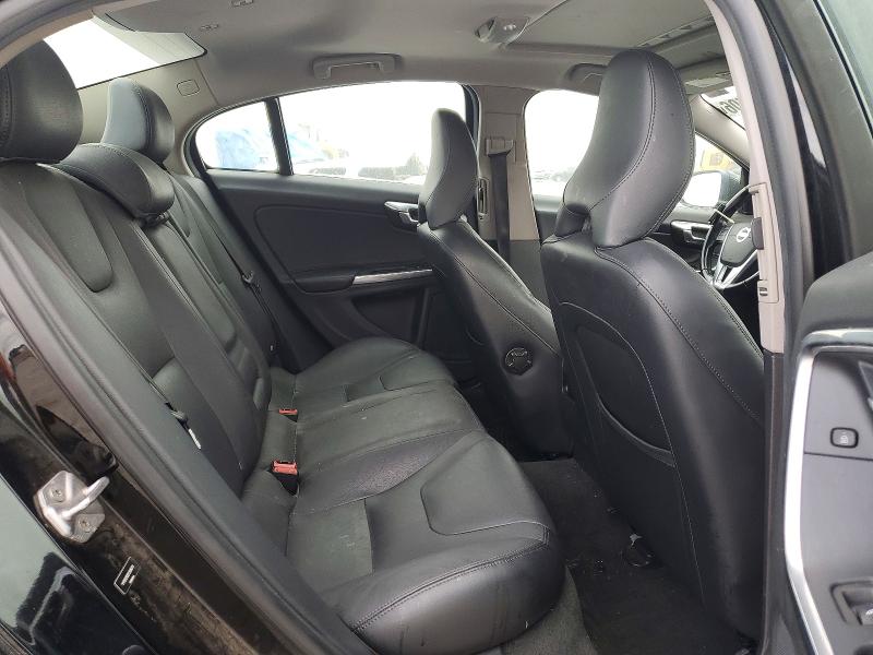 2015 Volvo S60 მანქანა იყიდება აუქციონზე, vin: YV1612TD2F2308375, აუქციონის ნომერი: 69586506