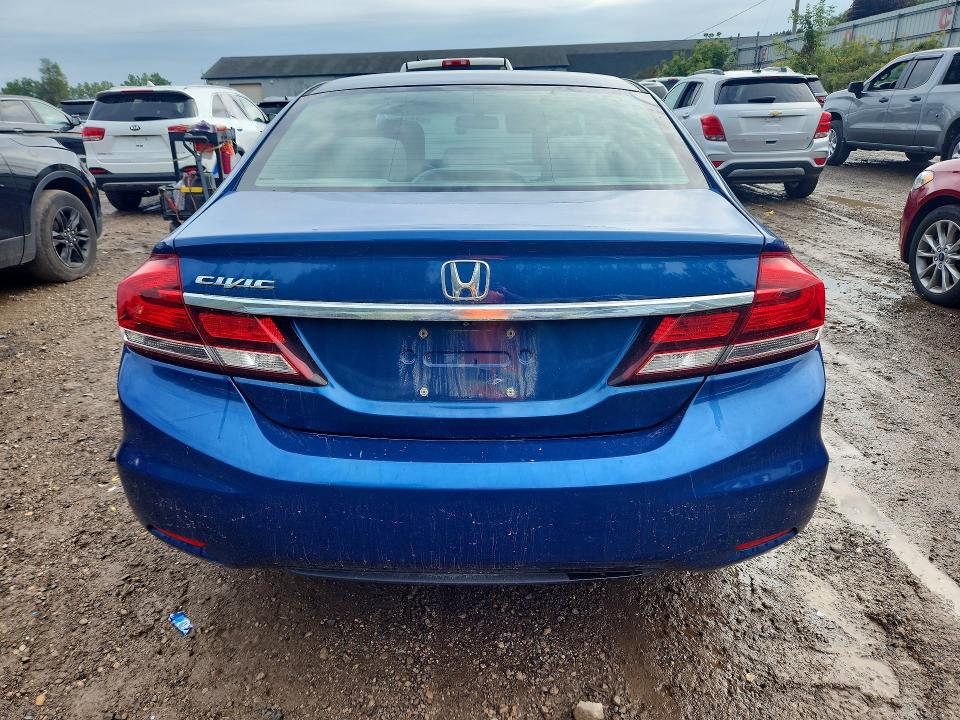 Продаж на аукціоні авто 2015 Honda Civic, vin: 2HGFB2F81FH558104, номер лоту: 68824916