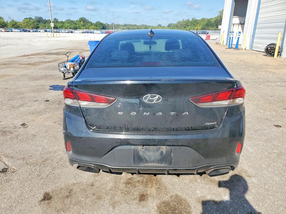 Продажа на аукционе авто 2018 Hyundai Sonata, vin: 5NPE34AF8JH703745, номер лота: 68363636