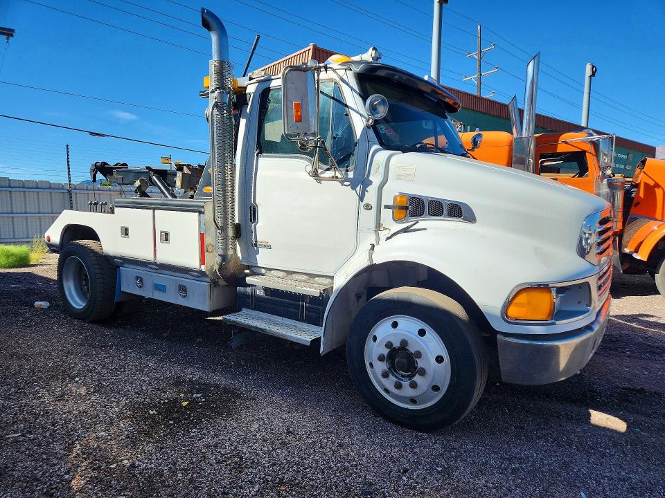 Продажа на аукционе авто 2002 Sterling Truck M, vin: 2FZAAHAK22AH97221, номер лота: 67376936