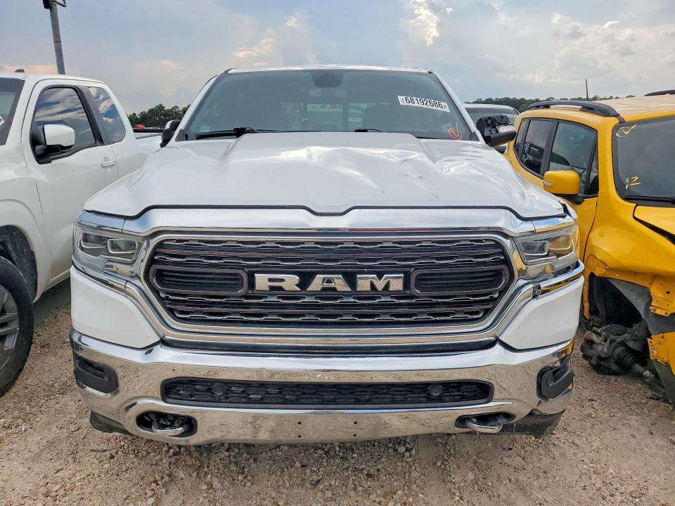 68192686 :رقم المزاد ، 1C6RREHT0NN399244 vin ، 2022 Ram 1500 مزاد بيع