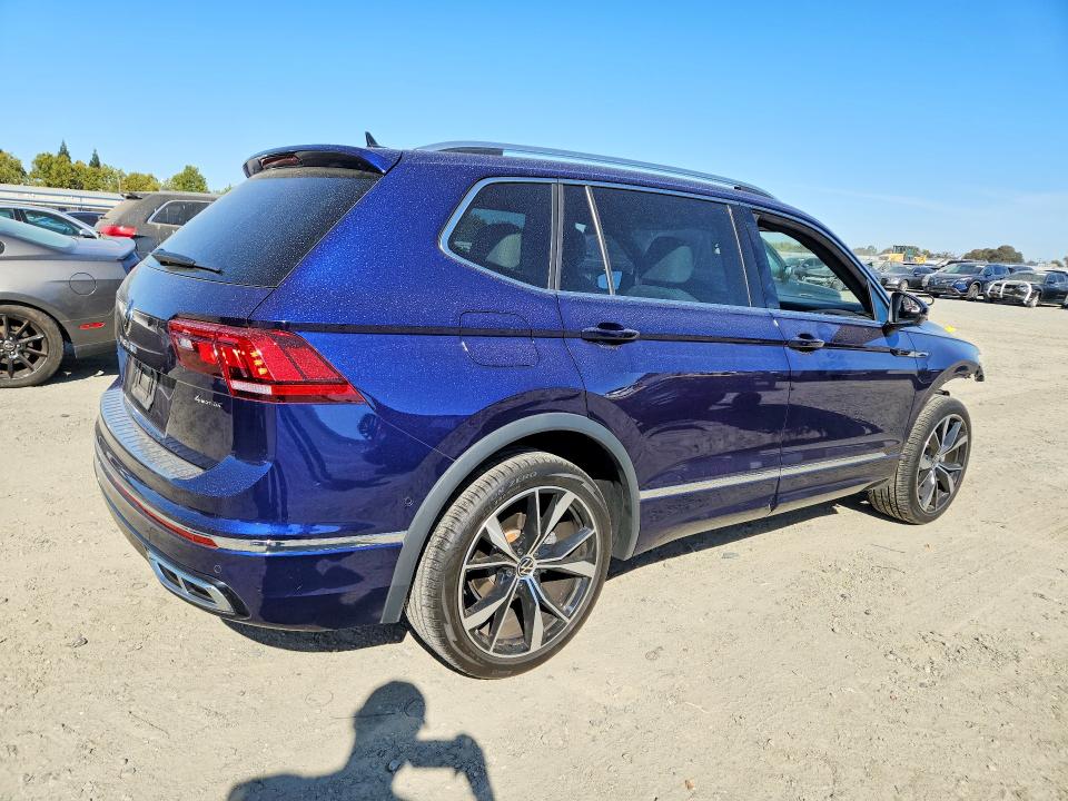 67918536 :رقم المزاد ، 3VV4B7AX1NM133923 vin ، 2022 Volkswagen Tiguan مزاد بيع