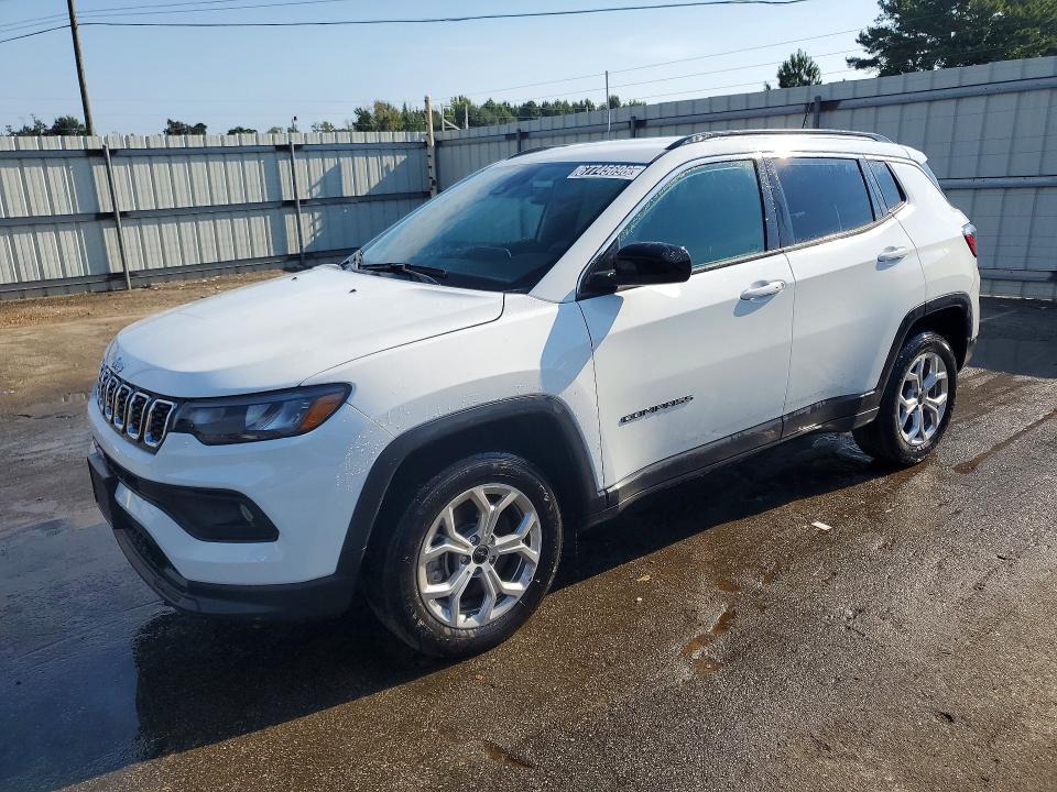 67745696 :رقم المزاد ، 3C4NJDBNXST616832 vin ، 2025 Jeep Compass مزاد بيع