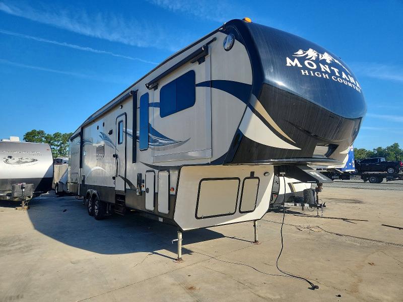 67089526 :رقم المزاد ، 4YDF37523GA741359 vin ، 2016 Keystone Montana مزاد بيع