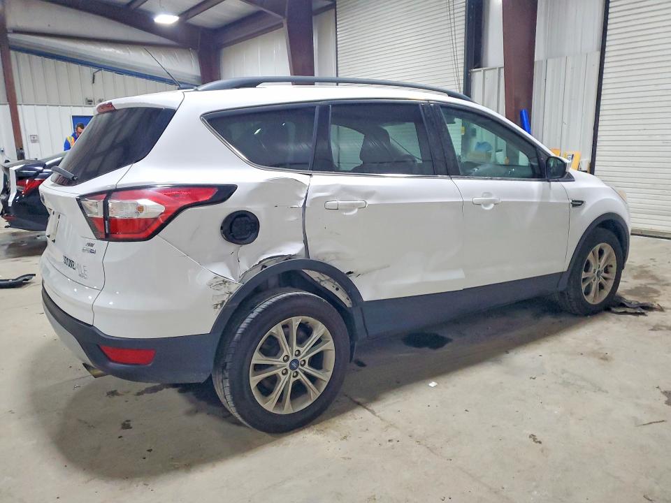 2018 Ford Escape მანქანა იყიდება აუქციონზე, vin: 1FMCU9GD7JUB07745, აუქციონის ნომერი: 69800226