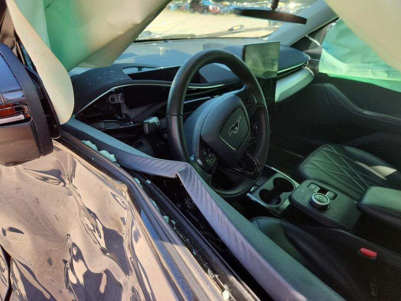67885806 :رقم المزاد ، 3FMTK1RM1MMA26088 vin ، 2021 Ford Mustang Mach-e مزاد بيع