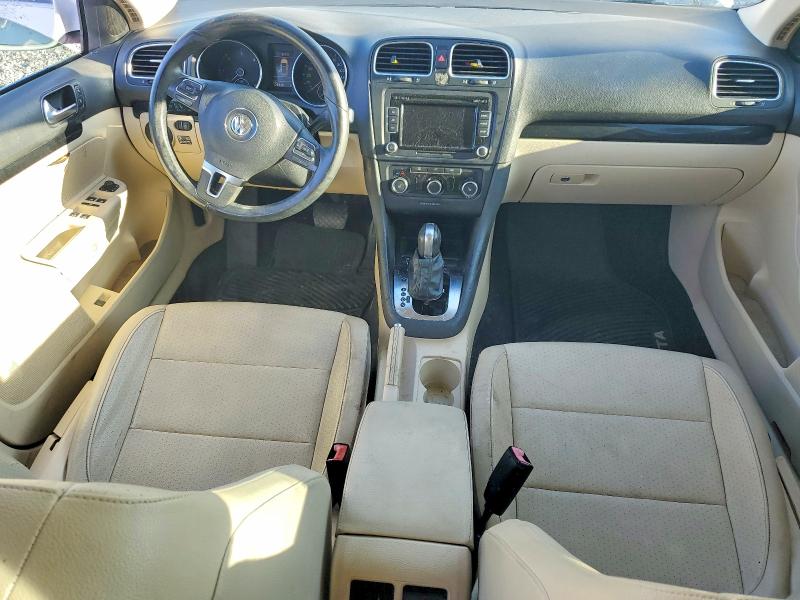 68560766 :رقم المزاد ، 3VWPL7AJ8CM678905 vin ، 2012 Volkswagen Jetta مزاد بيع