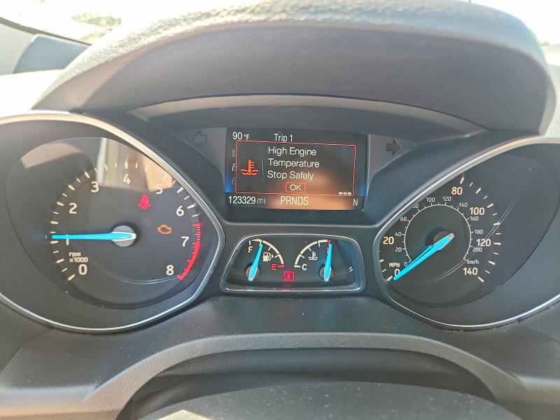 2017 Ford Escape მანქანა იყიდება აუქციონზე, vin: 1FMCU0JDXHUD83772, აუქციონის ნომერი: 69497956