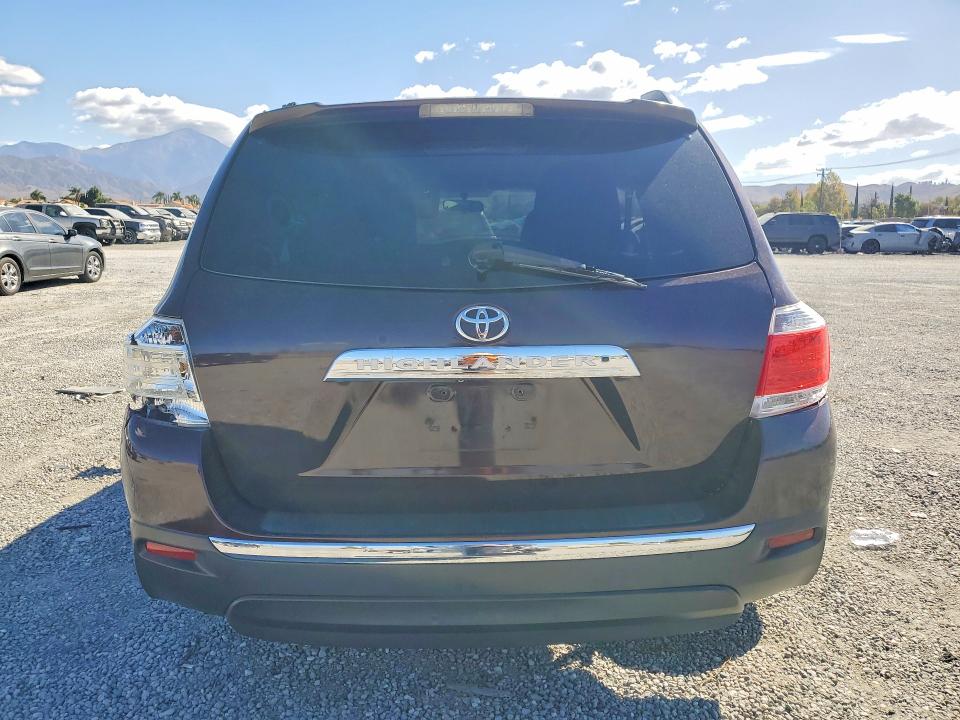 Продаж на аукціоні авто 2011 Toyota Highlander, vin: 5TDZK3EH4BS028739, номер лоту: 71096886