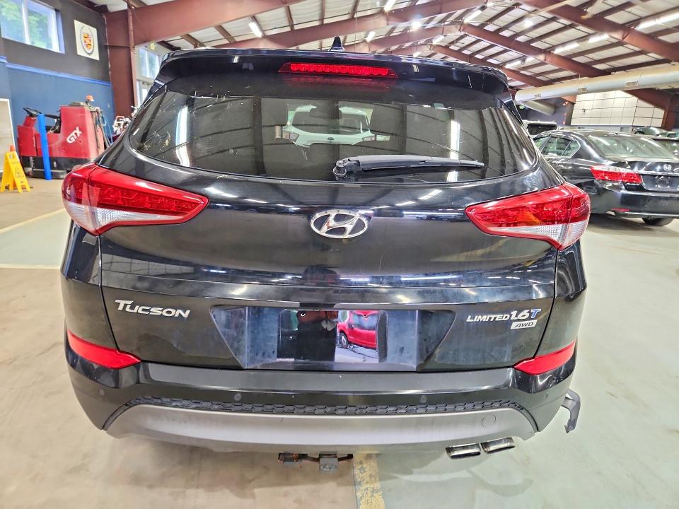 68617096 :رقم المزاد ، KM8J3CA26GU236311 vin ، 2016 Hyundai Tucson مزاد بيع