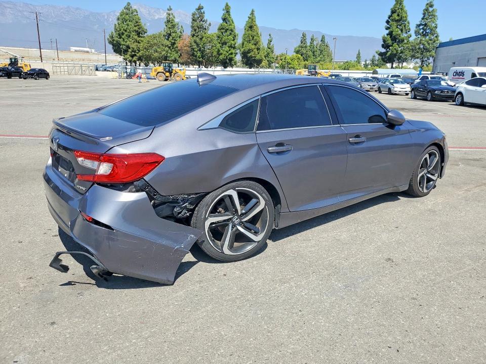 Продажа на аукционе авто 2018 Honda Accord, vin: 1HGCV1F39JA132452, номер лота: 68655496