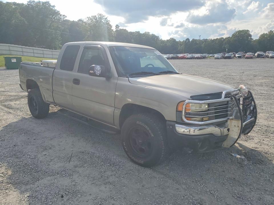 70158246 :رقم المزاد ، 1GTEK19V83E266149 vin ، 2003 Gmc New Sierra مزاد بيع