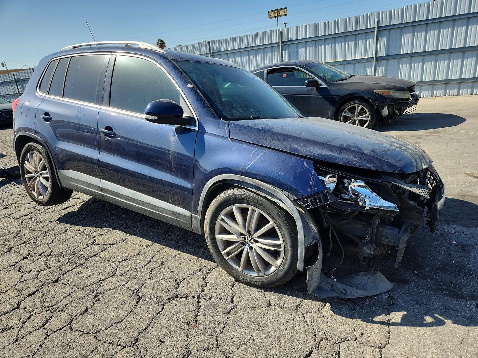 Продаж на аукціоні авто 2011 Volkswagen Tiguan, vin: WVGAV7AX8BW506181, номер лоту: 68050566