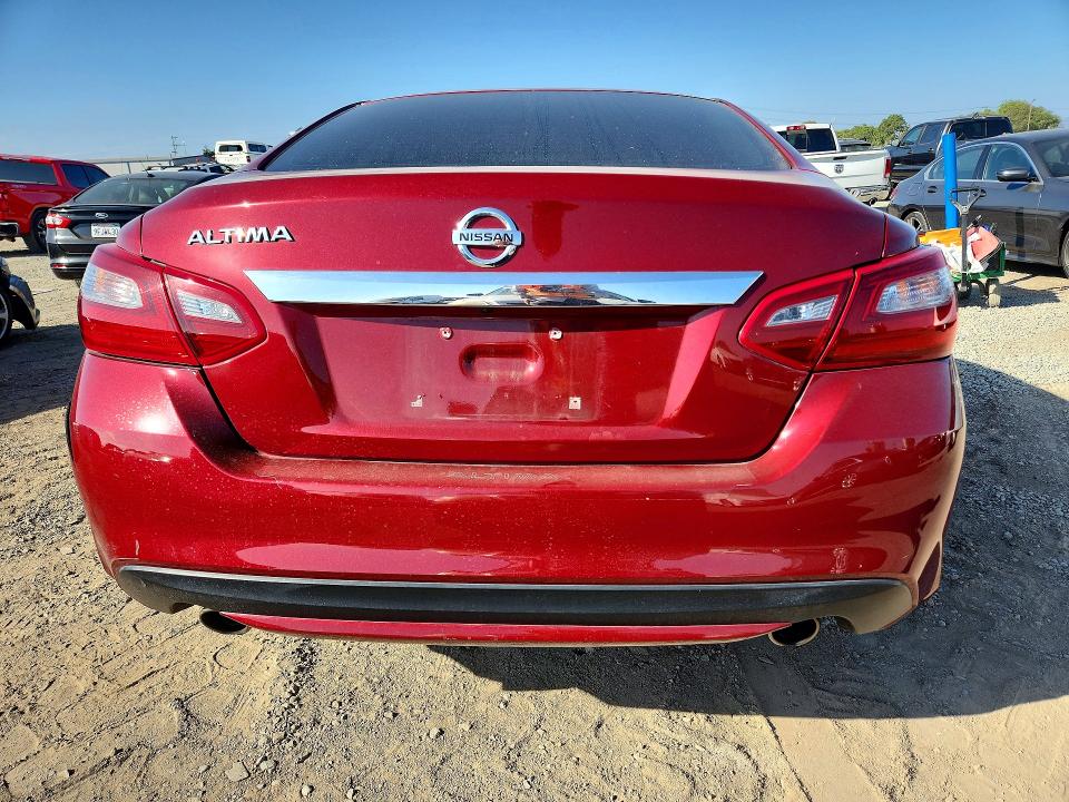 65120056 :رقم المزاد ، 1N4AL3AP9JC246060 vin ، 2018 Nissan Altima مزاد بيع