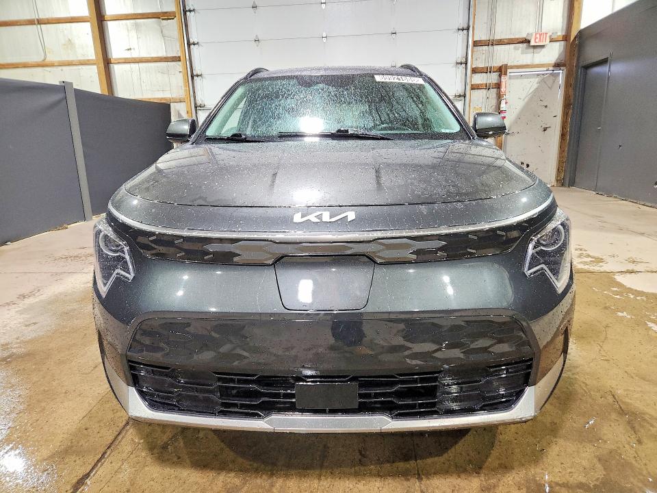 69921686 :رقم المزاد ، KNDCR3L13R5122067 vin ، 2024 Kia Niro مزاد بيع
