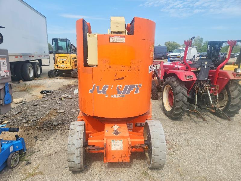 2008 Jlg E300ajp მანქანა იყიდება აუქციონზე, vin: 0300127584, აუქციონის ნომერი: 64196856