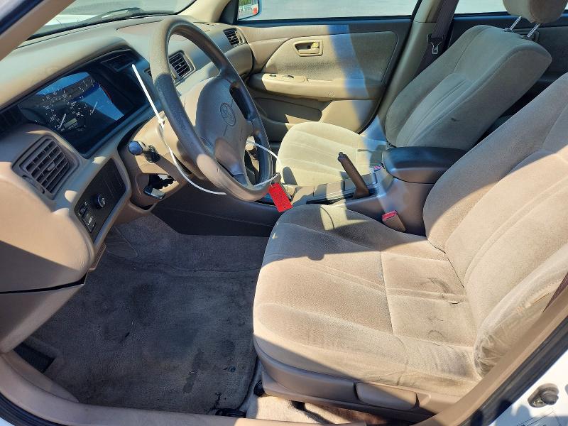 69296696 :رقم المزاد ، 4T1BG22K61U870906 vin ، 2001 Toyota Camry مزاد بيع