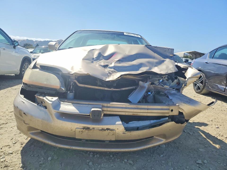 Продажа на аукционе авто 2000 Honda Accord, vin: 1HGCG1657YA077280, номер лота: 68517416