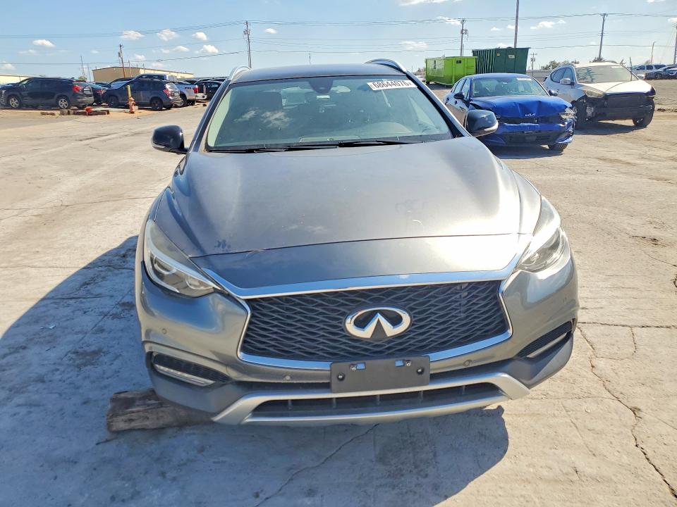 68644076 :رقم المزاد ، SJKCH5CR5HA037366 vin ، 2017 Infiniti Qx30 مزاد بيع