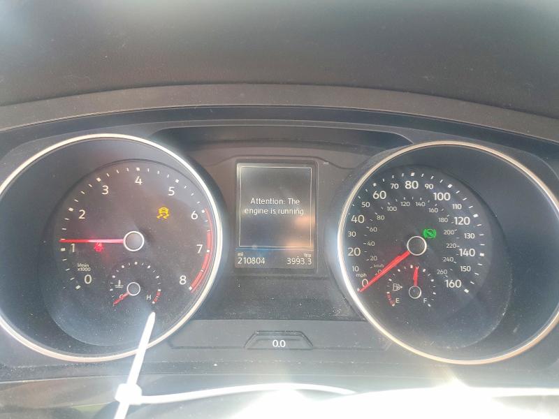 Продаж на аукціоні авто 2018 Volkswagen Tiguan, vin: 3VV3B7AX2JM074161, номер лоту: 67867966