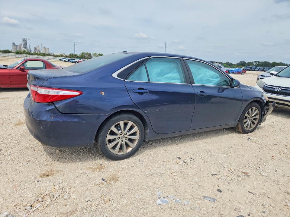 2015 Toyota Camry მანქანა იყიდება აუქციონზე, vin: 4T1BK1FK9FU564891, აუქციონის ნომერი: 70213906