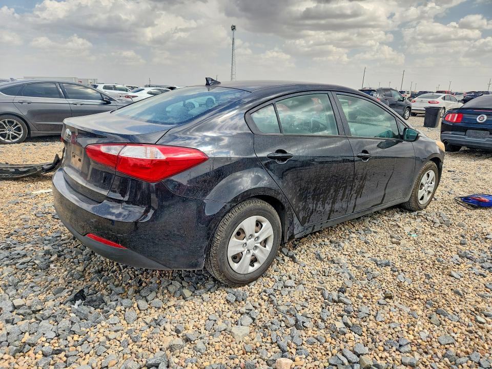 Продажа на аукционе авто 2015 Kia Forte, vin: KNAFX4A66F5429586, номер лота: 67189596