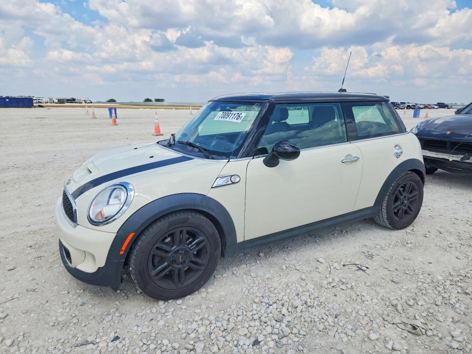 Продаж на аукціоні авто 2013 Mini Cooper, vin: WMWSV3C59DT390570, номер лоту: 70091176