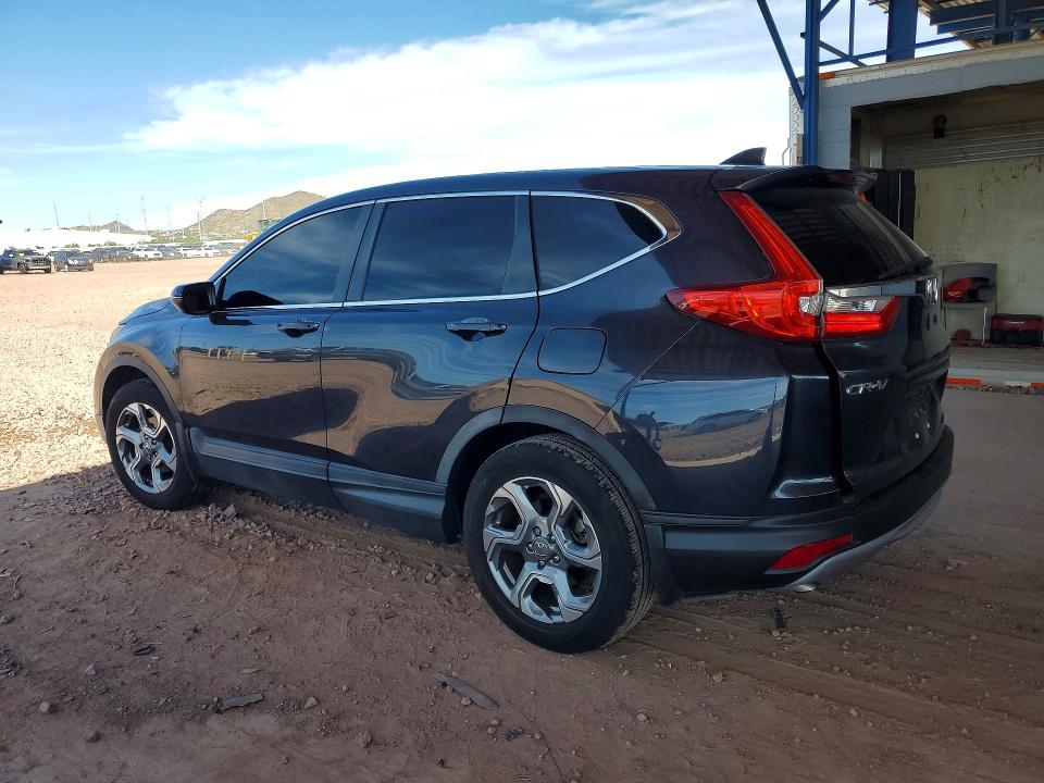 70141846 :رقم المزاد ، 7FARW1H5XJE055977 vin ، 2018 Honda Cr-v مزاد بيع